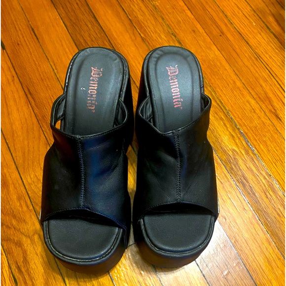 Demonia goth studded platform wedges size 9 - Picture 3 of 8